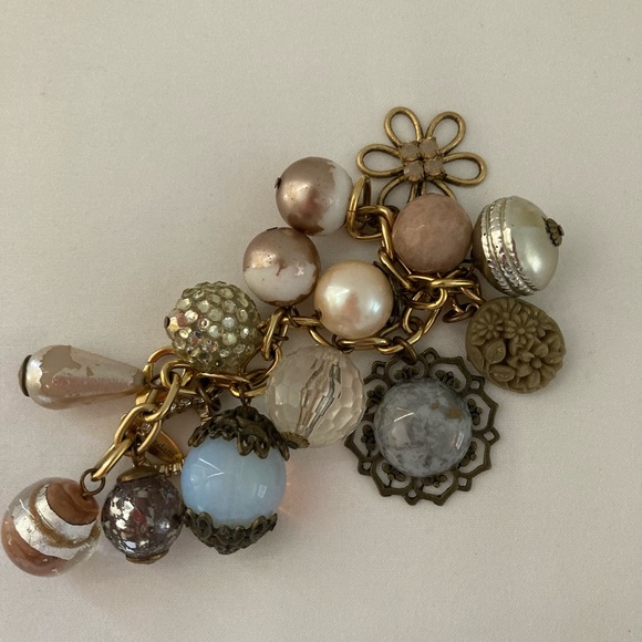 Vintage Lenora Dame Charm Bracelet - Gold Tone With Tone Charms - Picture 9 of 14